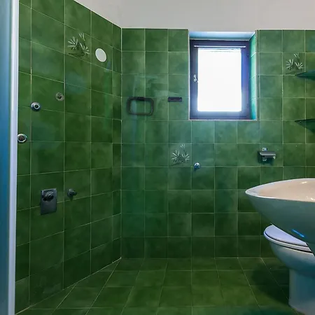 Guest house Jelicic Near Sea 3*