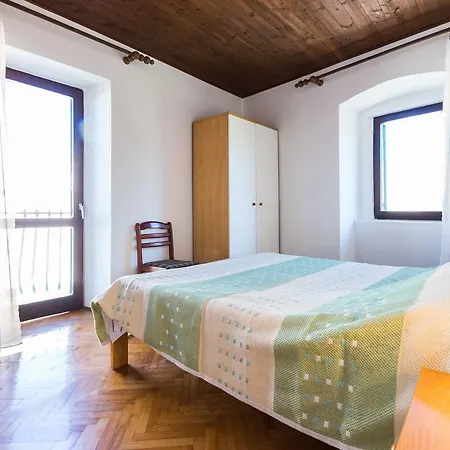 Guest house Jelicic Near Sea