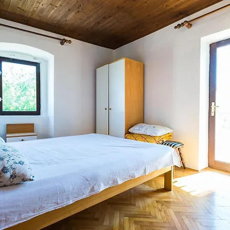 Guest house Jelicic Near Sea